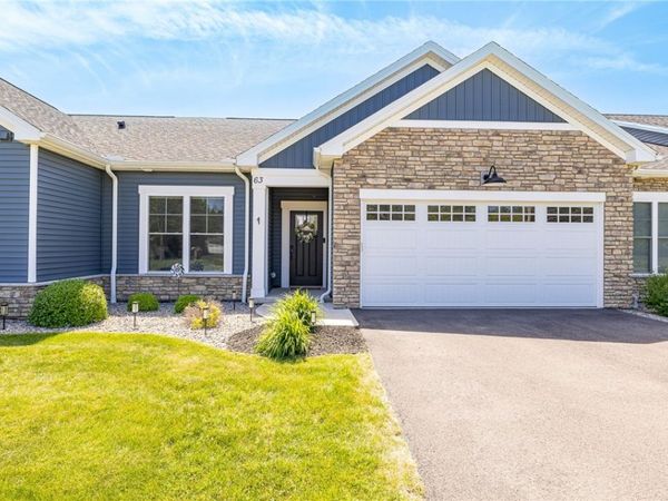 63 Autumn Leaf Trail, Webster, NY 14580