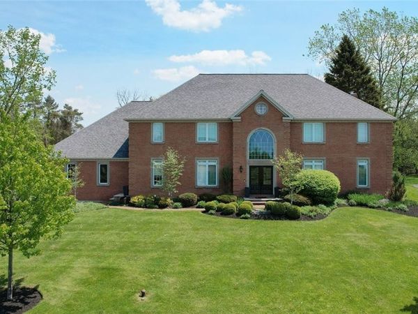 8430 Prestwick Drive , Manlius, NY 13104