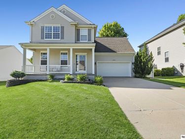16313 Sherwood Avenue, Omaha, NE 68116