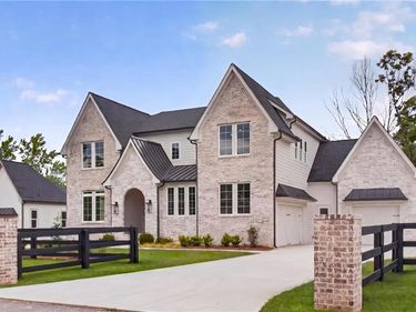 6740 Pannell Road , Buford, GA 30518