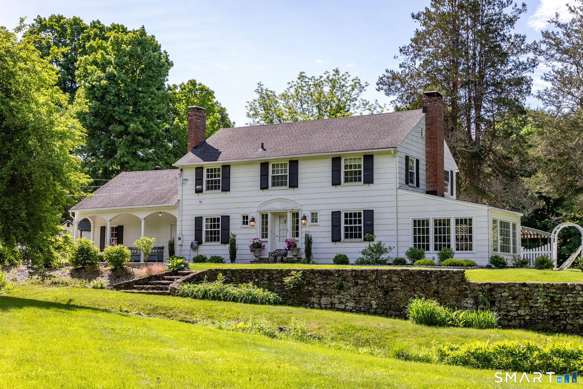 82 Nova Scotia Hill, Watertown, CT 06795 Main Photo