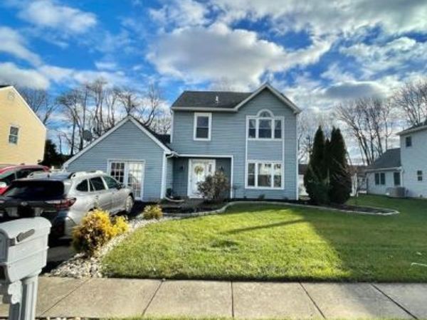 2019 CHATHAM DRIVE, BENSALEM, PA 19020
