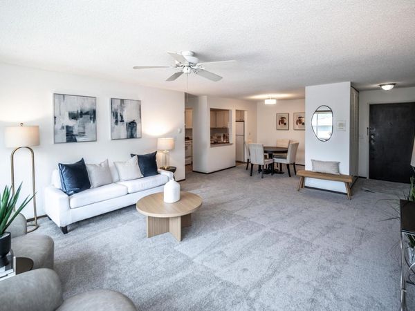 10301 Cedar Lake Road, Unit 320, Minnetonka, MN 55305