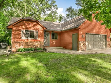 1703 6th Avenue N, Sartell, MN 56377