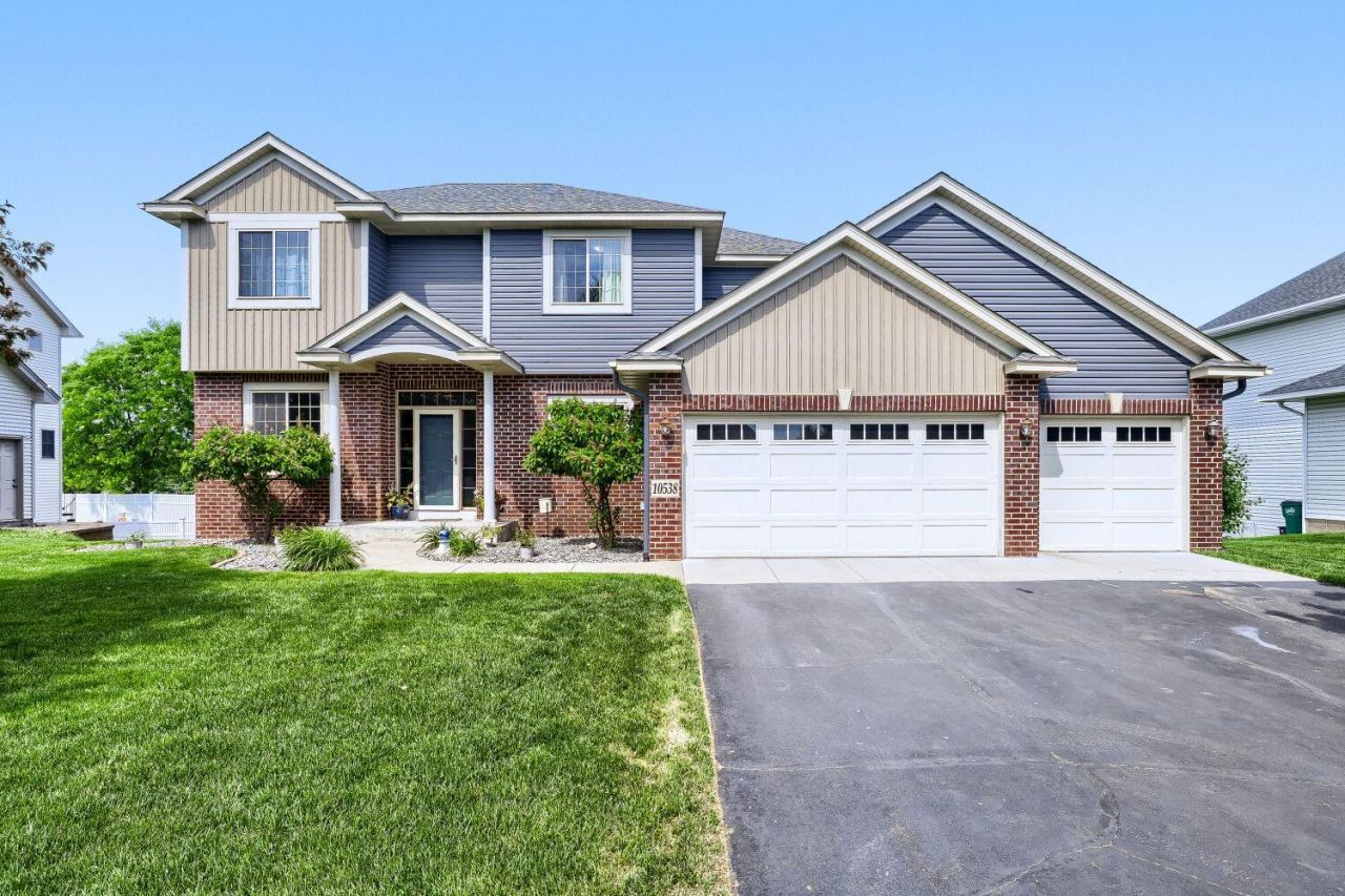 10538 Scott Avenue N, Brooklyn Park, MN 55443