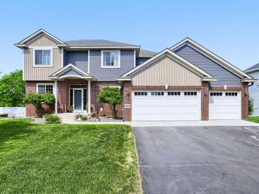 10538 Scott Avenue N, Brooklyn Park, MN 55443