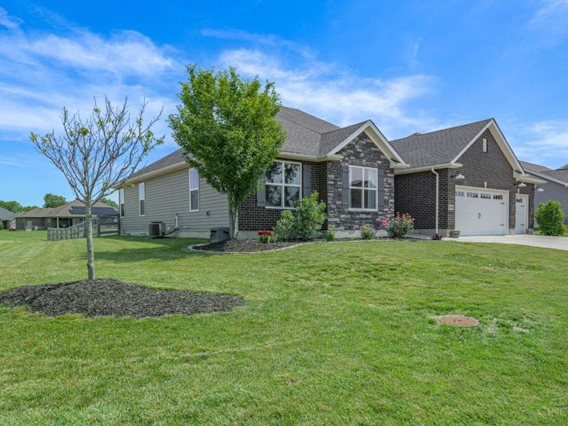 100 Union Crossing Drive, Carlisle, OH 45005 Photo 32