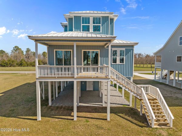 3204 Whichards Beach Road , Chocowinity, NC 27817
