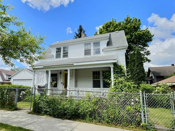 210 Grant Avenue , Syracuse, NY 13207