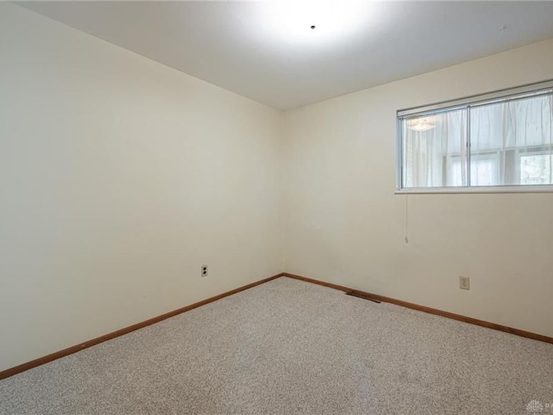 3689 Elmira Drive, Kettering, OH 45439 Photo 15