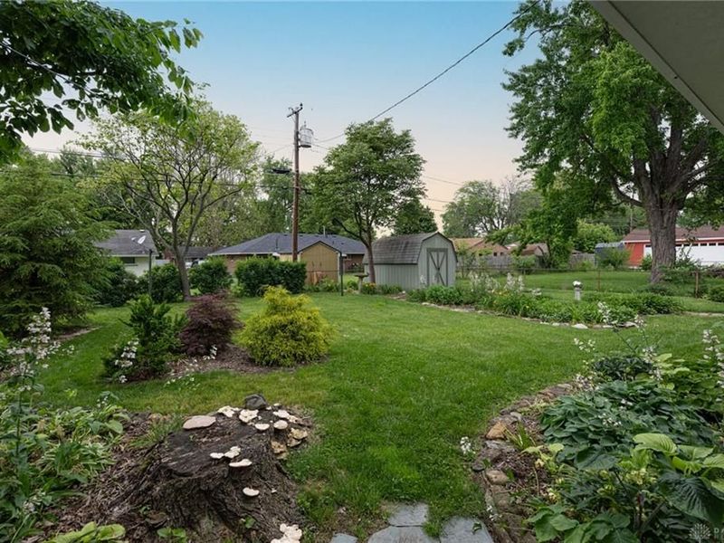 3689 Elmira Drive, Kettering, OH 45439 Photo 20