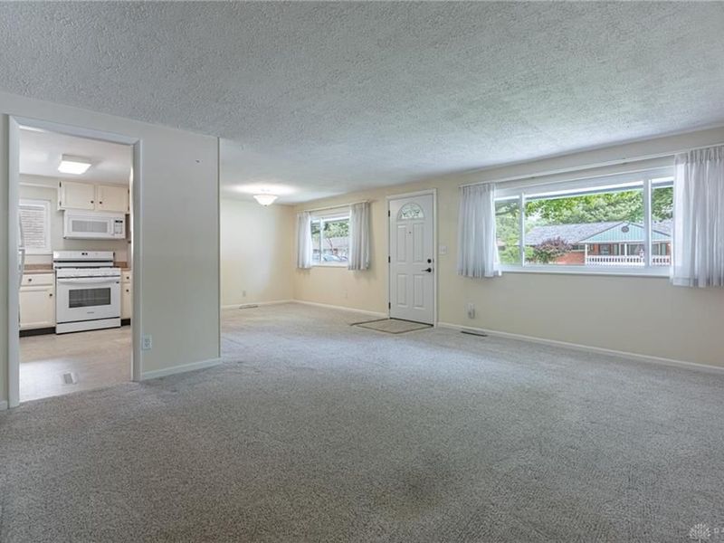 3689 Elmira Drive, Kettering, OH 45439 Photo 3