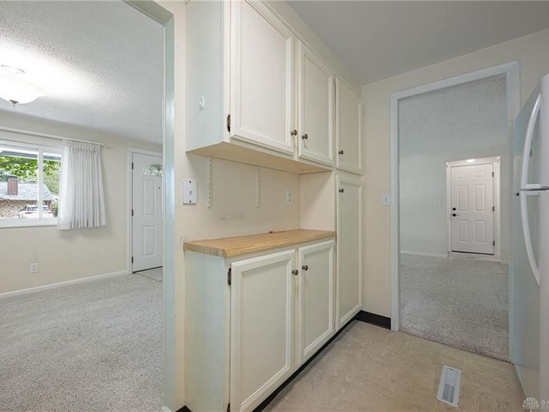3689 Elmira Drive, Kettering, OH 45439 Photo 9