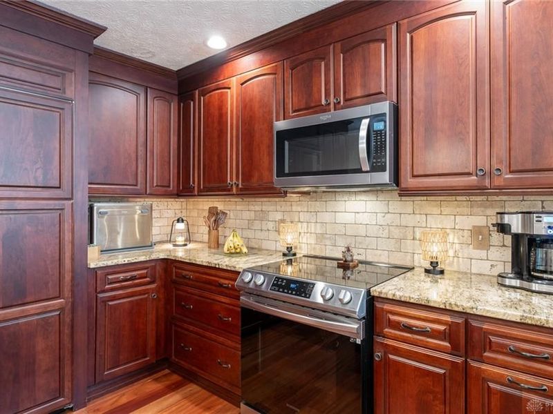 572 Towncrest Drive, Beavercreek, OH 45434 Photo 14