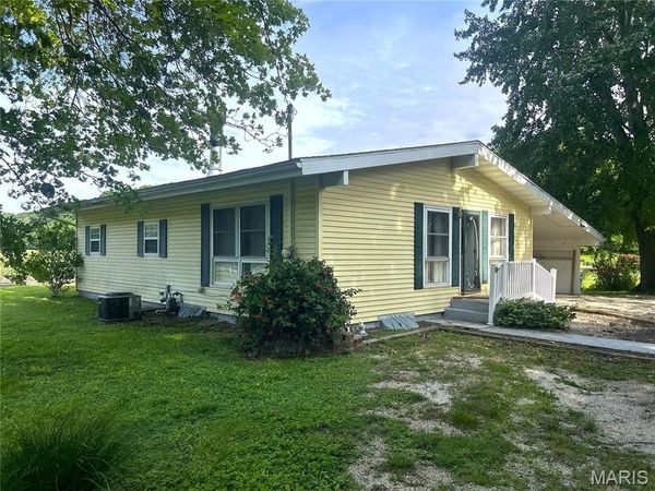 88 State , Eldred, IL 62027