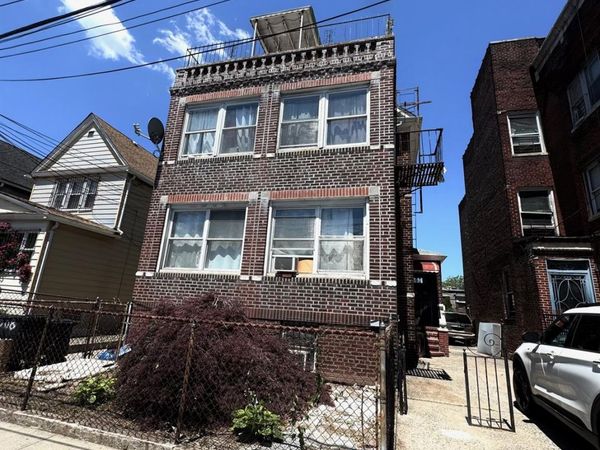 8625 59th Avenue, Elmhurst, NY 11373