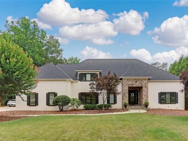 12 Captains Point, Greensboro, NC 27455