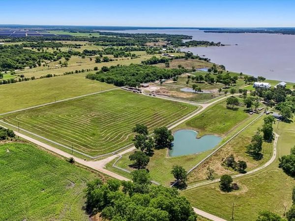 121. Elm , Kerens, TX 75144