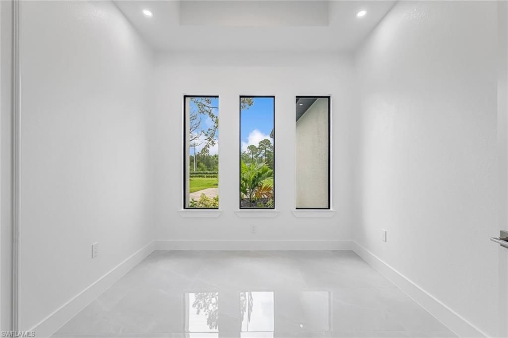2840 Golden Gate Blvd W, Naples, FL 34120 Photo