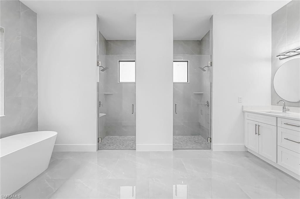 2840 Golden Gate Blvd W, Naples, FL 34120 Photo