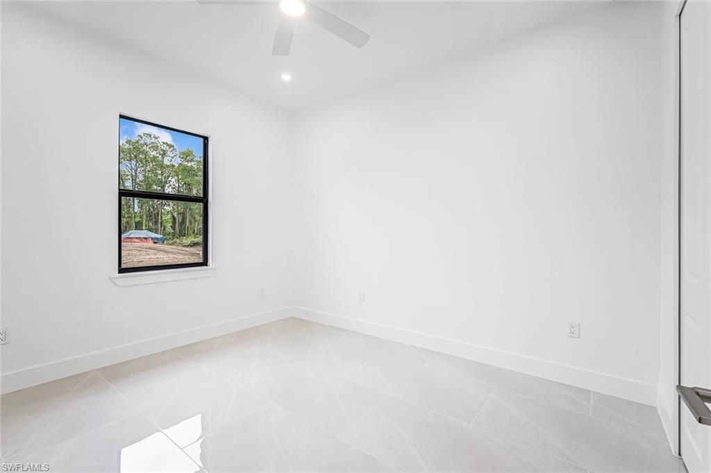 2840 Golden Gate Blvd W, Naples, FL 34120 Photo