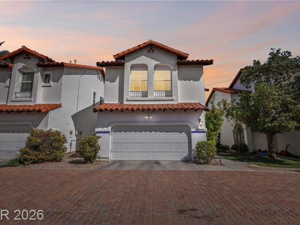 8762 Villa Camille Avenue , Las Vegas, NV 89147
