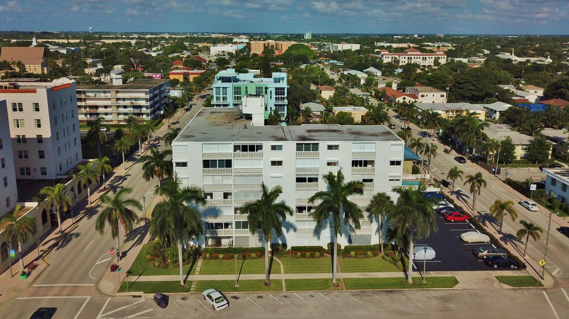 1 N Golfview Road, Unit 205, Lake Worth Beach, FL 33460 Photo