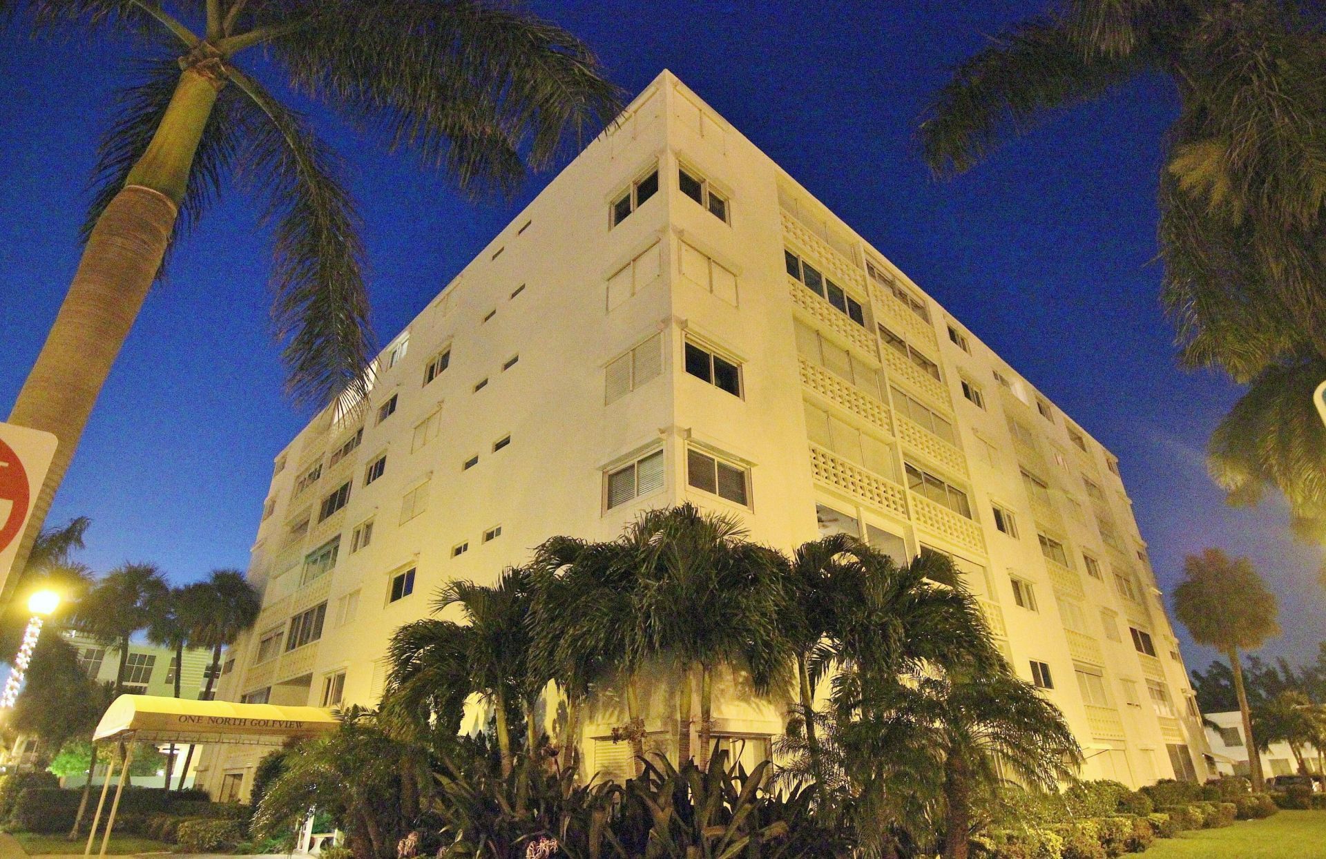 1 N Golfview Road, Unit 205, Lake Worth Beach, FL 33460 Photo