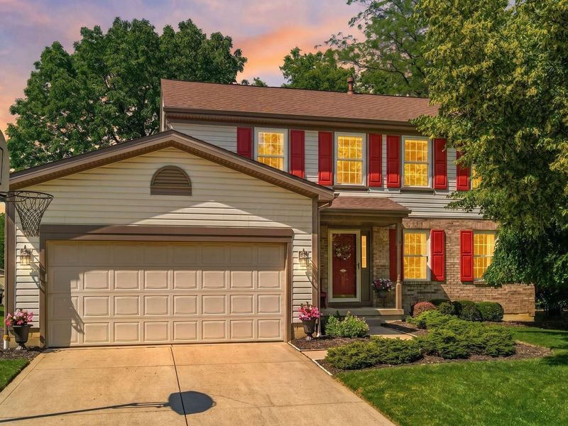 2070 Shirlene Drive , Grove City, OH 43123 Photo 2
