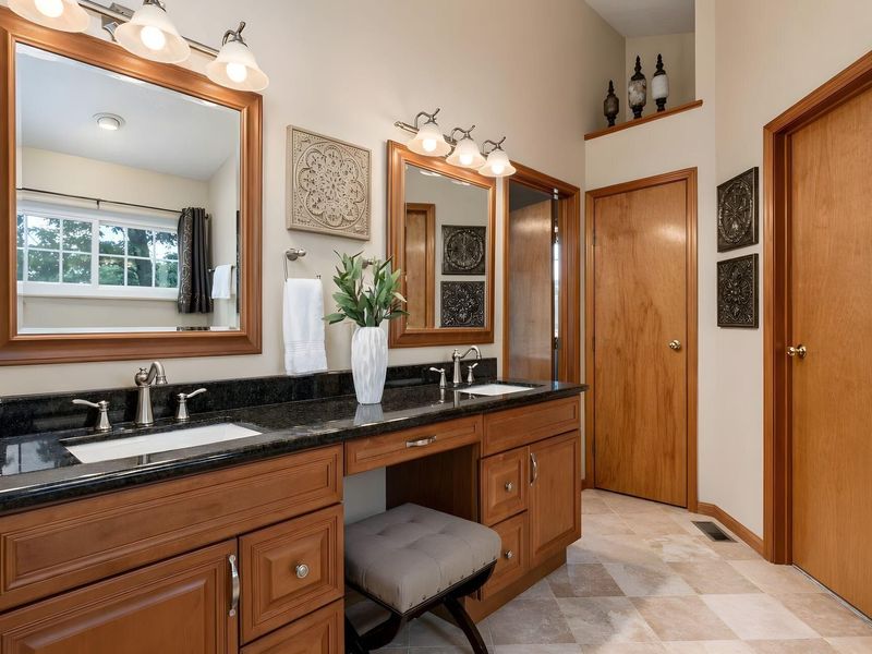 2070 Shirlene Drive , Grove City, OH 43123 Photo 32