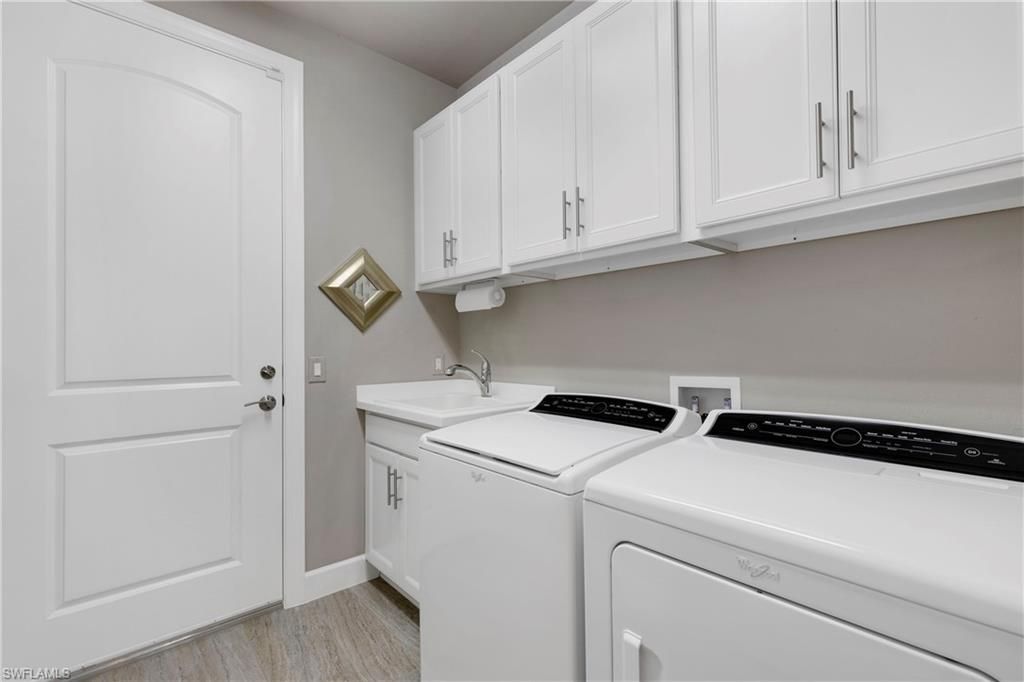 7478 Winding Cypress Dr, Naples, FL 34114 Photo