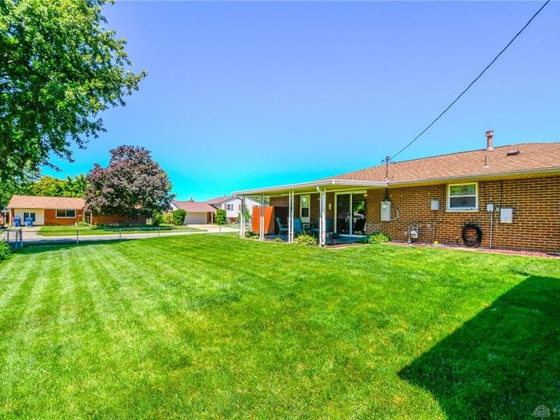 6500 Lemans Lane, Huber Heights, OH 45424 Photo 33