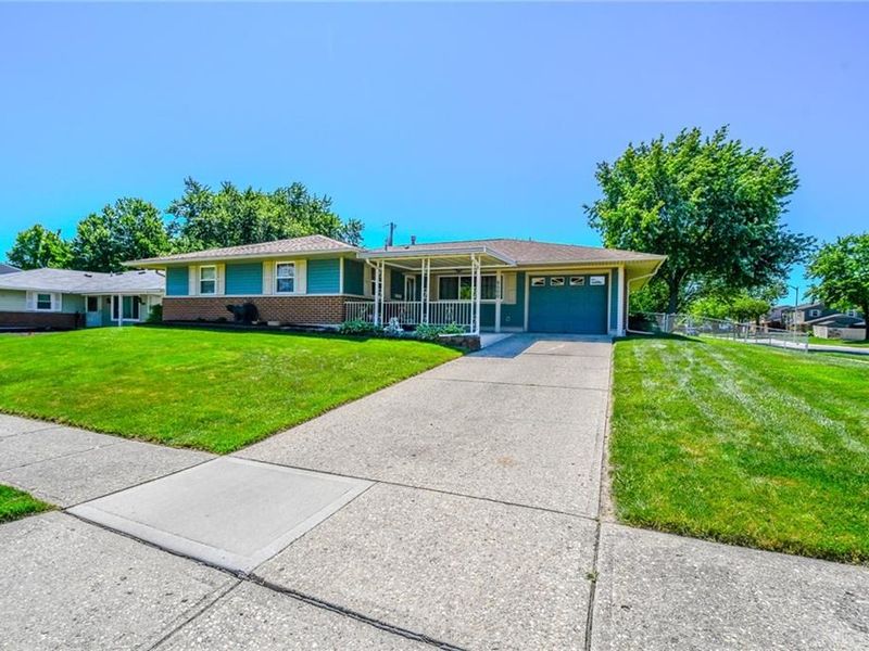 6500 Lemans Lane, Huber Heights, OH 45424 Photo 4