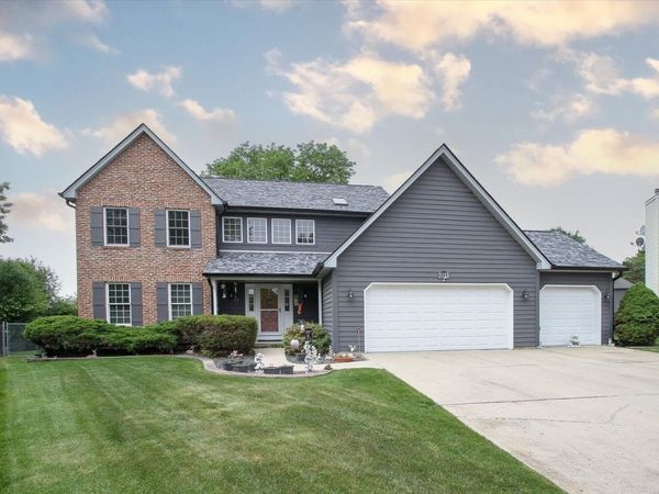 2153 Jordan Circle , Elgin, IL 60123