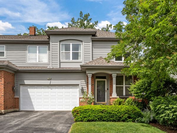 724 Samson Way, Northbrook, IL 60062