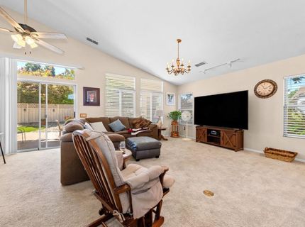 300 Whiterose Ct, Roseville, CA 95747 Photo