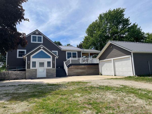79026 320th Street , Racine, MN 55967