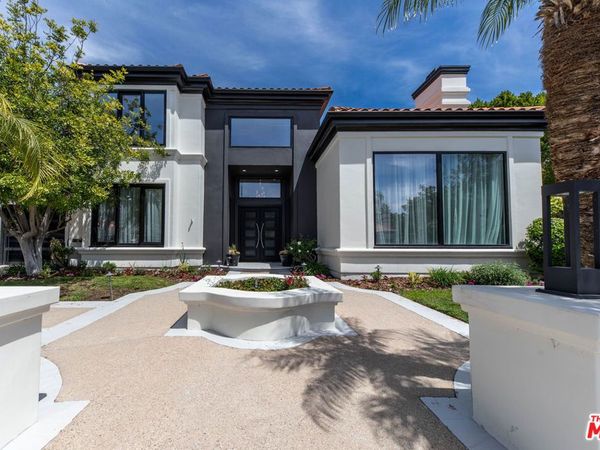 5474 Amber Circle , Calabasas, CA 91302