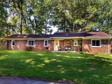 121 S Tennessee Street, Chandler, IN 47601