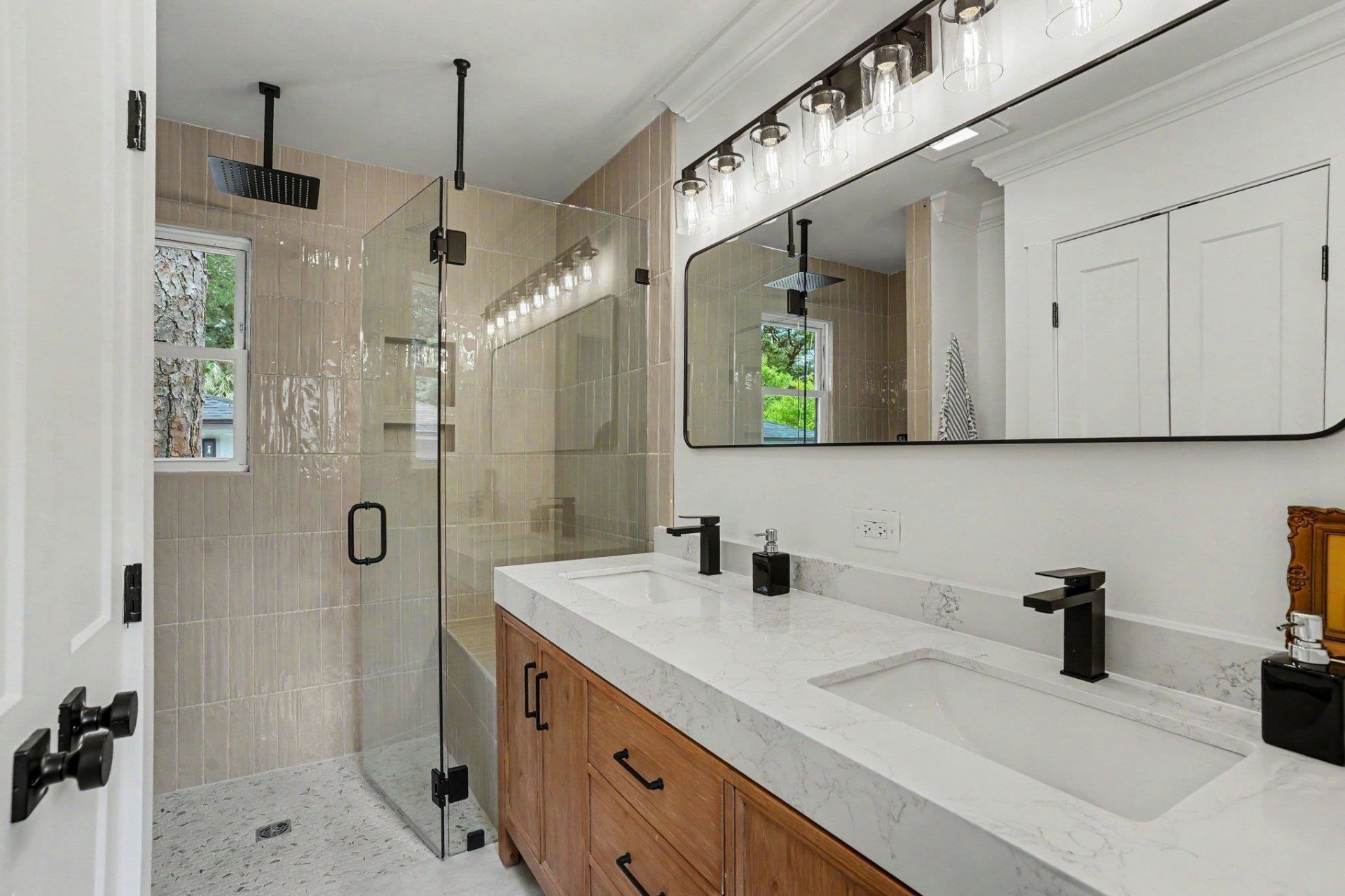 5604 N Kings Hwy.  Photo 18