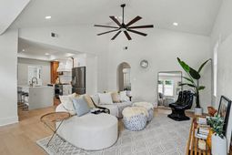 5604 N Kings Hwy.  photo 4
