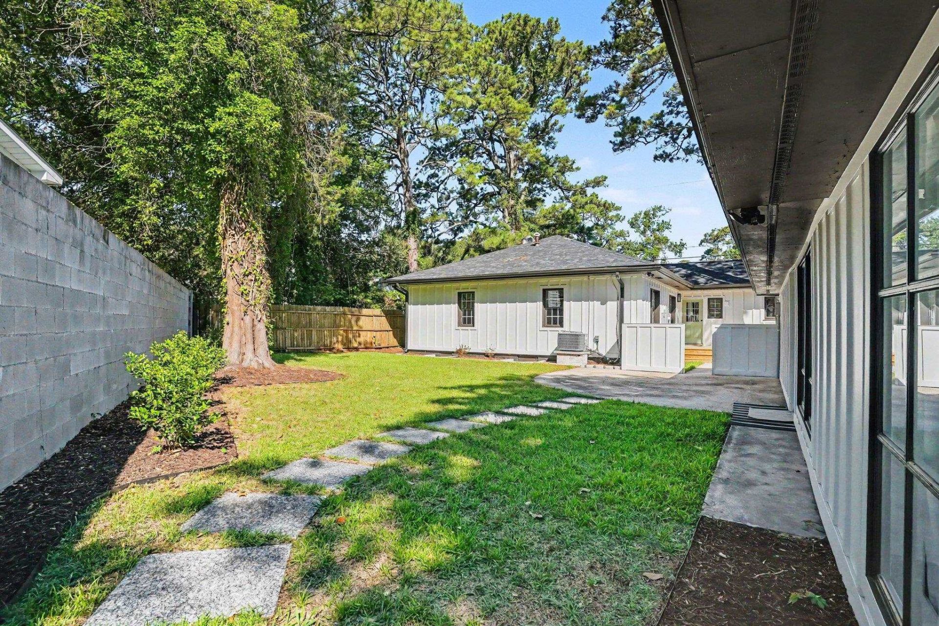 5604 N Kings Hwy. Photo 34