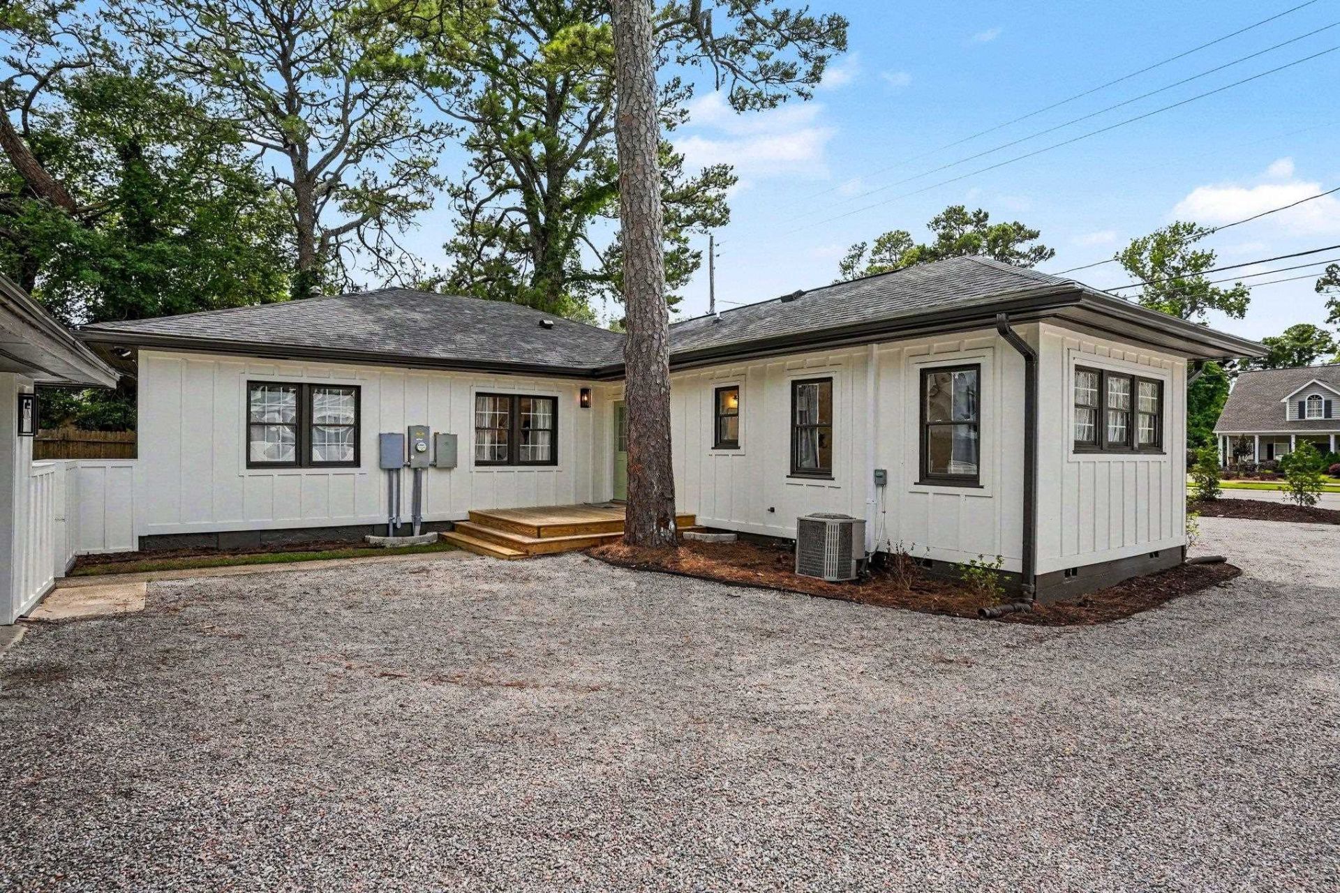 5604 N Kings Hwy.  Photo 36