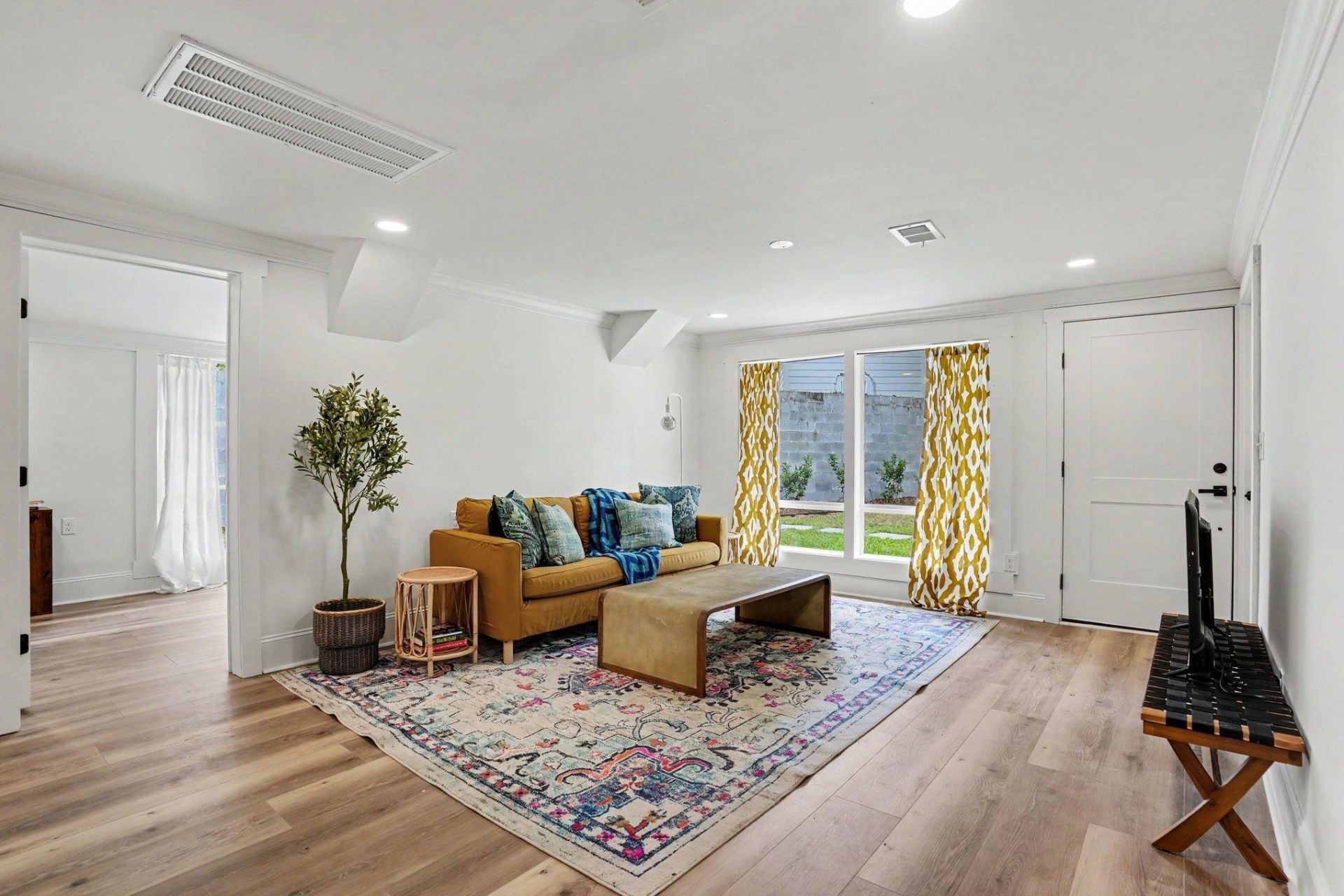 5604 N Kings Hwy.  Photo 42