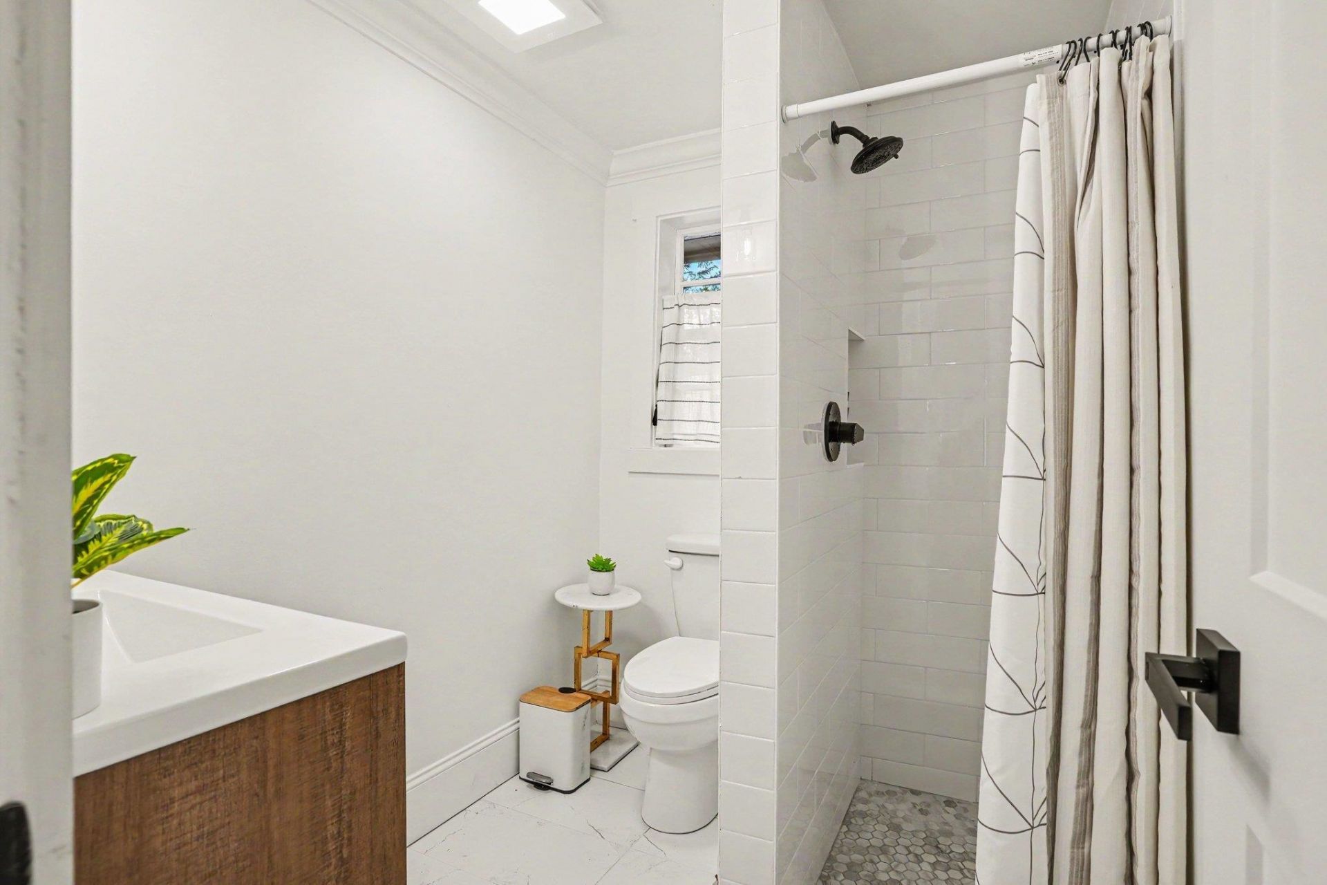 5604 N Kings Hwy. Photo 45