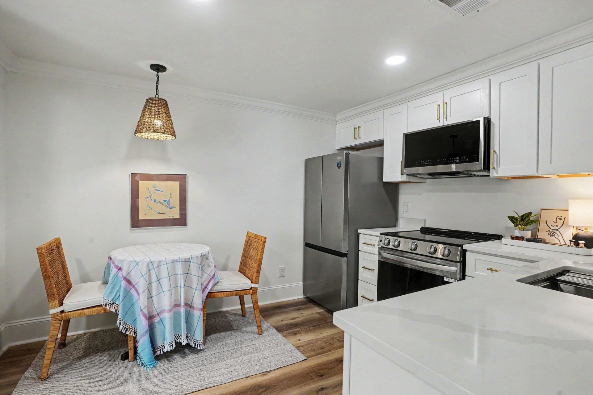 5604 N Kings Hwy.  Photo 45