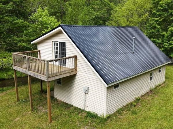 782 Whitney Run Rd, Corry, PA 16407
