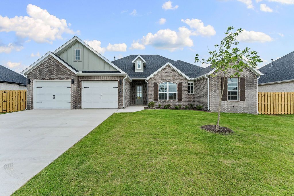 720 Lambrusco Boulevard , Tontitown, AR 72762 Main Photo