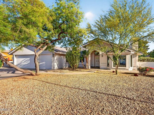 2241 E HERMOSA VISTA Drive, Mesa, AZ 85213