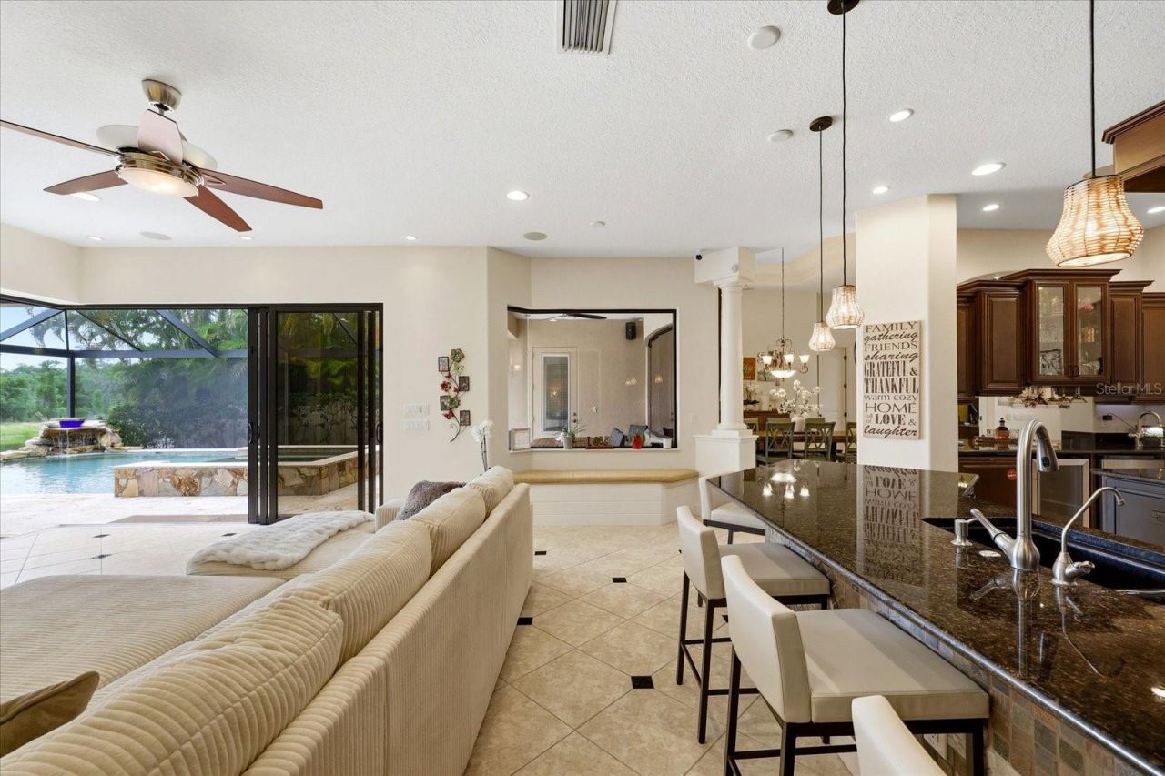 14614 Sundial Place, Bradenton, FL 34202 Photo